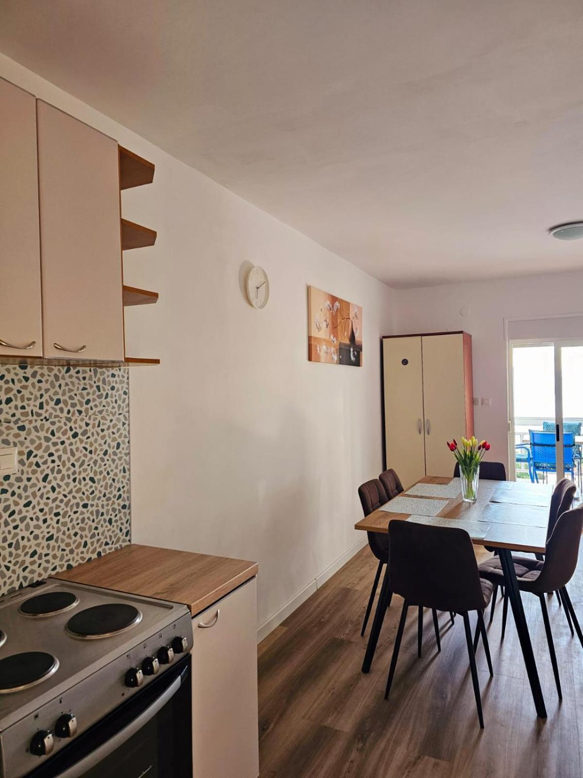 Villa Roing S Stanici Bagian luar foto